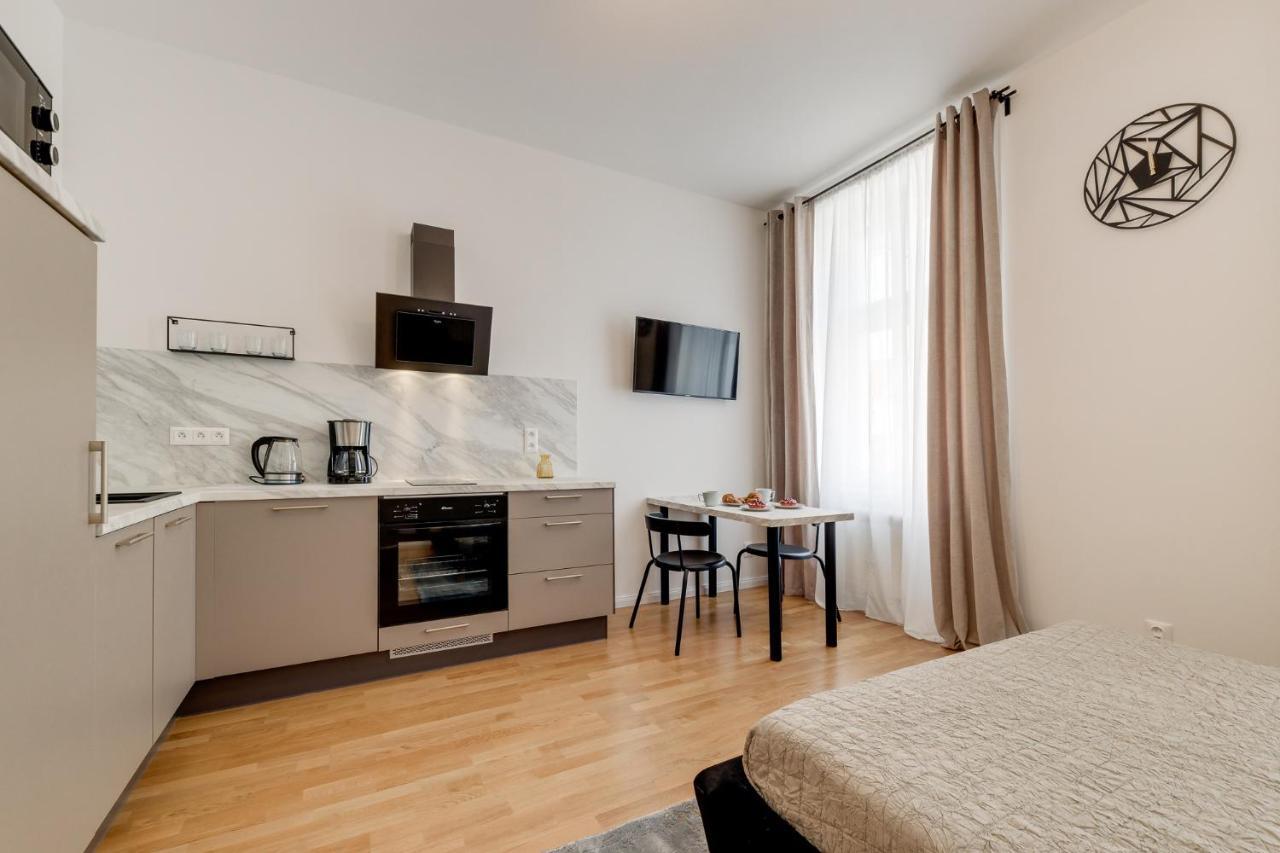 My Prague Apartments Rubesova Zewnętrze zdjęcie